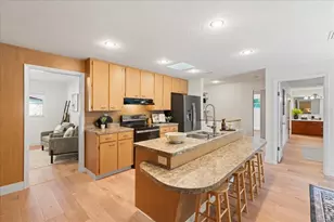 1019 NW 36 Rd, Gainesville, FL 32609 - Photo 4