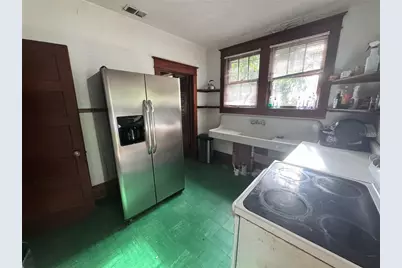 907 NW 11th Avenue, Gainesville, FL 32601 - Photo 16