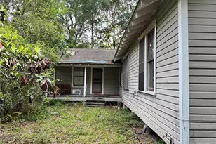 907 NW 11th Ave, Gainesville, FL 32601 - Photo 24