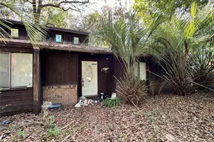 713 NW 95th Terrace, Gainesville, FL 32607 - Photo 2