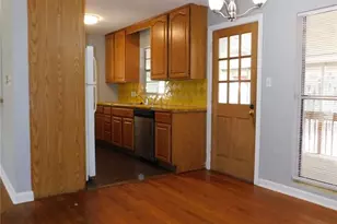 507 NW 34th Ter, Gainesville, FL 32607 - Photo 4