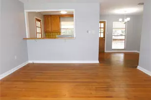 507 NW 34th Ter, Gainesville, FL 32607 - Photo 2