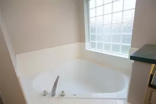 4314 NW 35th St, Gainesville, FL 32605 - Photo 16