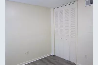300 NW 20th Avenue #6, Gainesville, FL 32609 - Photo 6
