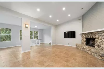 10744 Creek Drive, Alachua, FL 32615 - Photo 2