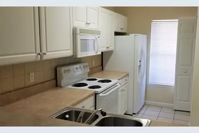 4950 NW 44th Lane #103, Gainesville, FL 32606 - Photo 12