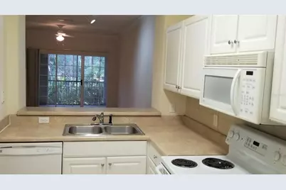 4950 NW 44th Lane #103, Gainesville, FL 32606 - Photo 8