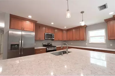 7616 SW 10th Avenue, Gainesville, FL 32607 - Photo 2