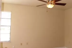 4427 SW 21st Ln, Gainesville, FL 32607 - Photo 10