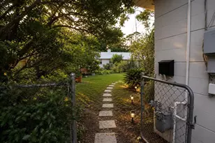 1014 NE 11th Ave, Gainesville, FL 32601 - Photo 20