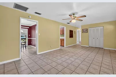 6614 NW 26th Terrace, Gainesville, FL 32653 - Photo 4