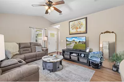 308 SW 2nd Avenue, Chiefland, FL 32626 - Photo 2