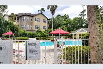 4335 NW 48th Street #105, Gainesville, FL 32606 - Photo 2
