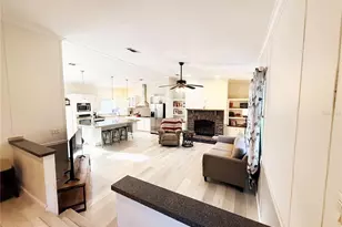 259 S E Rattler Ct, High Springs, FL 32643 - Photo 2