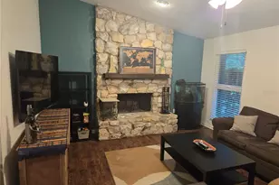 7605 SW 7th Pl, Gainesville, FL 32607 - Photo 2