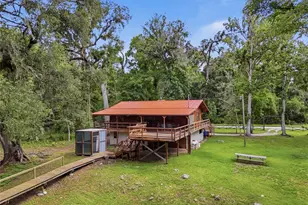 470 SW Santa Fe Dr, Fort White, FL 32038 - Photo 10