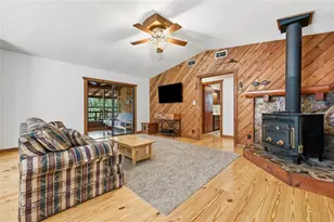 470 SW Santa Fe Dr, Fort White, FL 32038 - Photo 22