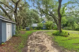 104 Long Pond Way, Hawthorne, FL 32640 - Photo 6