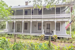 200 Park St, Melrose, FL 32666 - Photo 2