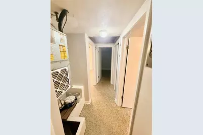 932 NE 6th Avenue, Gainesville, FL 32601 - Photo 8