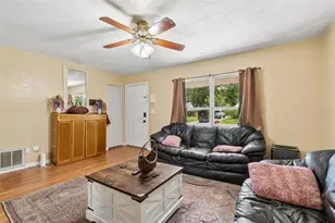 5934 NW 30th Ter, Gainesville, FL 32653 - Photo 2