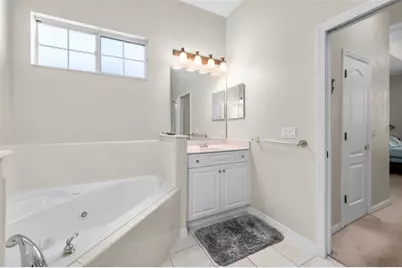 8424 SW 8th Place, Gainesville, FL 32607 - Photo 16