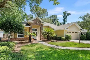 8424 SW 8th Pl, Gainesville, FL 32607 - Photo 2