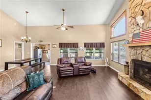 5930 Island Rd, Melrose, FL 32666 - Photo 16