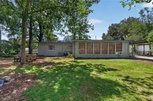 1321 NW 31 Dr, Gainesville, FL 32605 - Photo 32