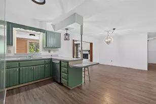 1321 NW 31 Dr, Gainesville, FL 32605 - Photo 12