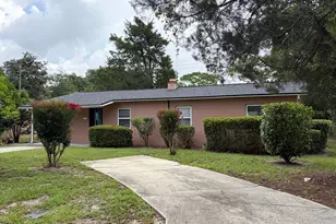 901 NE 23rd St, Gainesville, FL 32641 - Photo 2