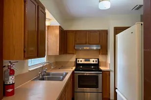 901 NE 23rd St, Gainesville, FL 32641 - Photo 12