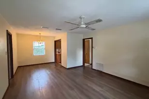 901 NE 23rd St, Gainesville, FL 32641 - Photo 8