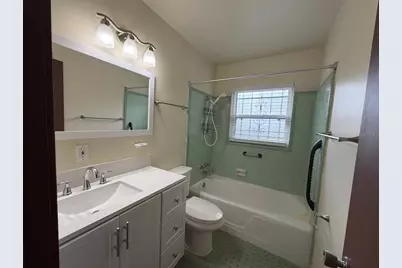 901 NE 23rd Street, Gainesville, FL 32641 - Photo 16