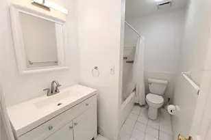 3301 NW 19th St, Gainesville, FL 32605 - Photo 8