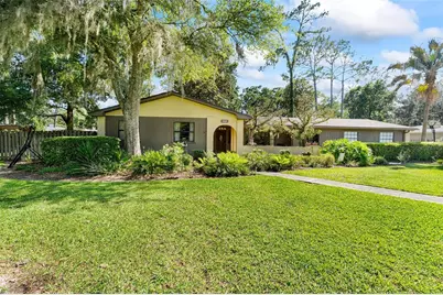 3845 NW 37th Place, Gainesville, FL 32606 - Photo 4