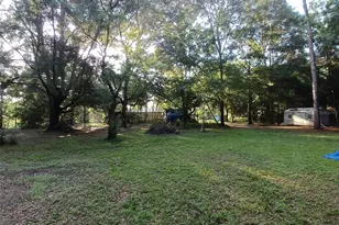 210 SE Hardin Ct, High Springs, FL 32643 - Photo 12