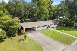 3236 NW 25th Ave, Gainesville, FL 32605 - Photo 4