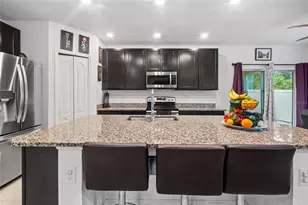 672 NW 247th Ter, Newberry, FL 32669 - Photo 4