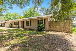 2541 NW 52nd Pl, Gainesville, FL 32605 - Photo 2
