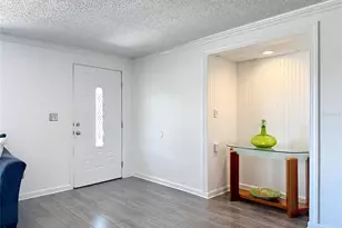 8174 Spring Lake Rd N, Jacksonville, FL 32210 - Photo 6