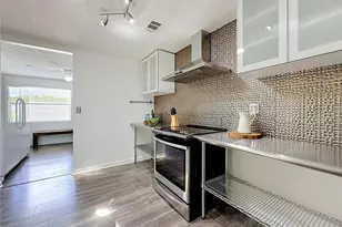 8174 Spring Lake Rd N, Jacksonville, FL 32210 - Photo 20