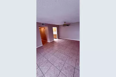 6519 W Newberry Road #912, Gainesville, FL 32605 - Photo 2