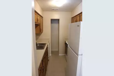 7011 SW 17th Place, Gainesville, FL 32607 - Photo 10