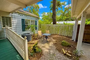 745 NE 10th Ave, Gainesville, FL 32601 - Photo 26
