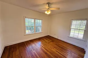 745 NE 10th Ave, Gainesville, FL 32601 - Photo 14