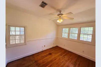745 NE 10th Avenue, Gainesville, FL 32601 - Photo 18