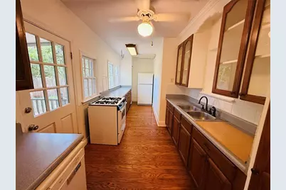 745 NE 10th Avenue, Gainesville, FL 32601 - Photo 10