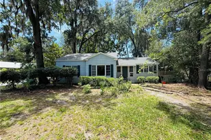 745 NE 10th Ave, Gainesville, FL 32601 - Photo 2
