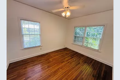 745 NE 10th Avenue, Gainesville, FL 32601 - Photo 16